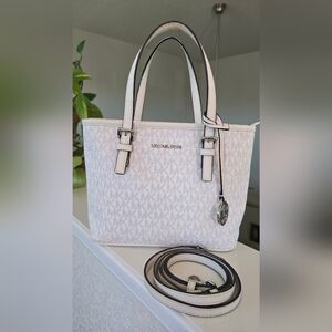 Michael Kors Jet Set Small White And Gray Signature Tote